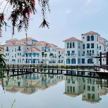 Herriot Ha Long Hotel Екстер'єр фото